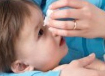 Đau mắt đỏ là bệnh viêm kết mạc phải không? Khi mắc bệnh thì điều trị ra sao?